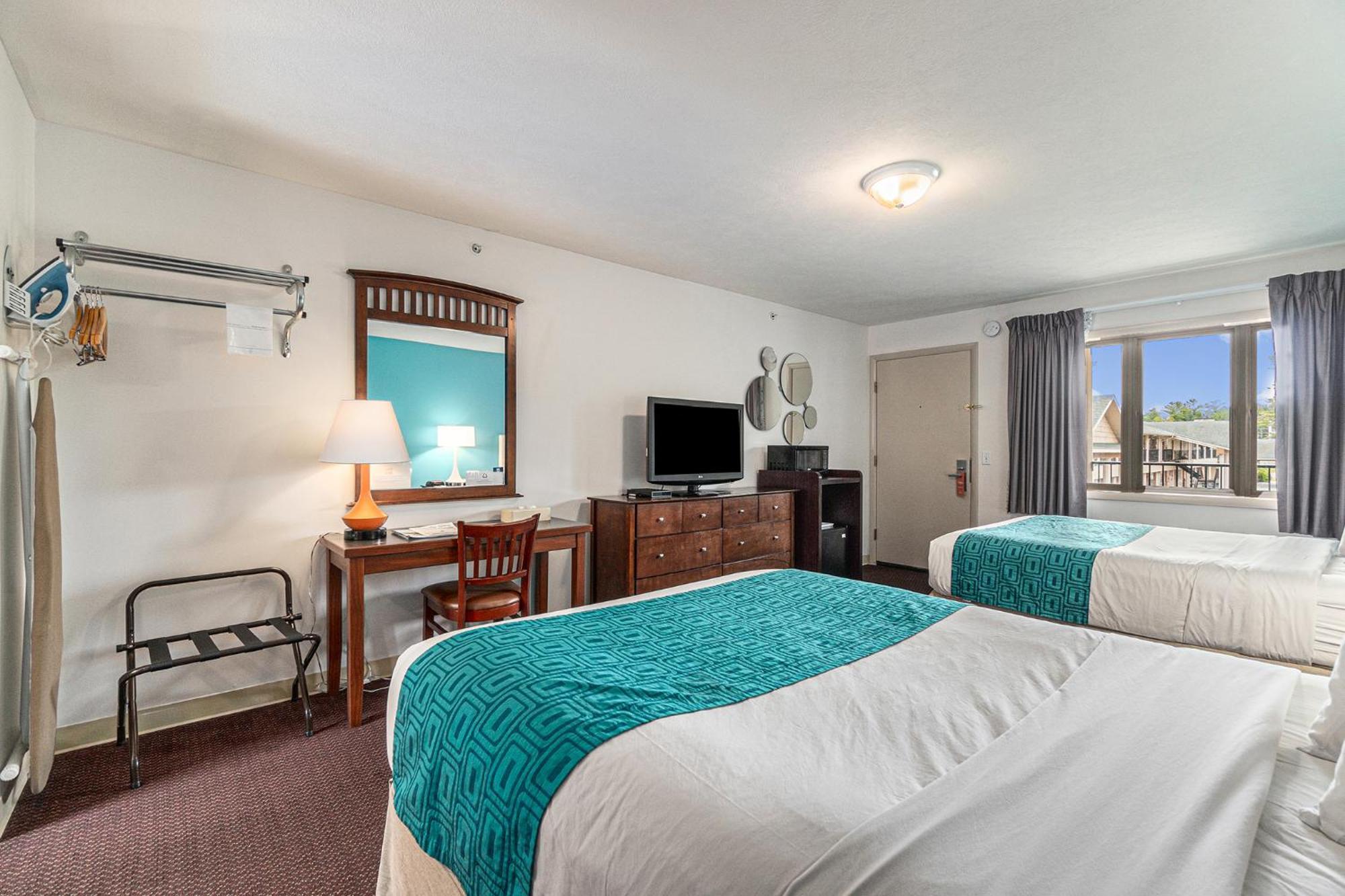 Howard Johnson By Wyndham Traverse City Exterior foto