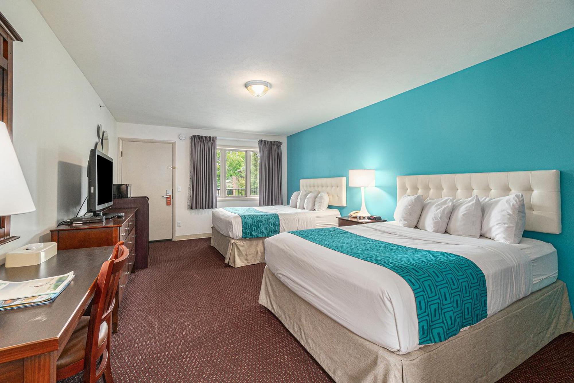 Howard Johnson By Wyndham Traverse City Exterior foto