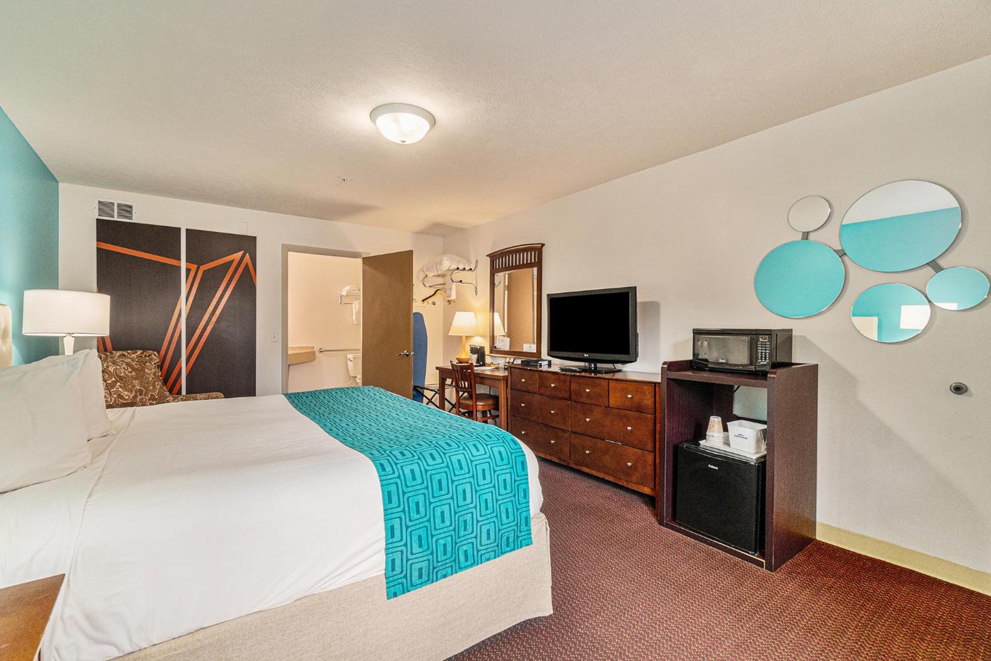 Howard Johnson By Wyndham Traverse City Exterior foto
